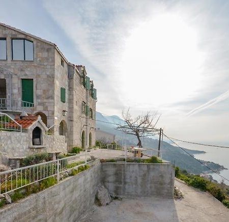 Apartments With A Parking Space Brela, Makarska - 11552 Exteriör bild