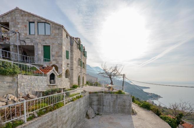 Apartments With A Parking Space Brela, Makarska - 11552 Exteriör bild