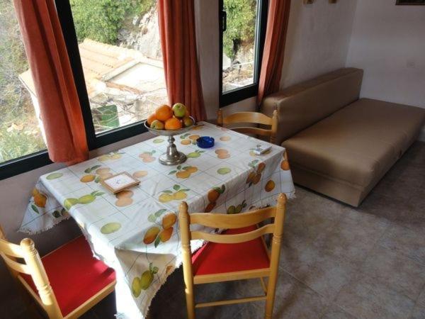Apartments With A Parking Space Brela, Makarska - 11552 Rum bild